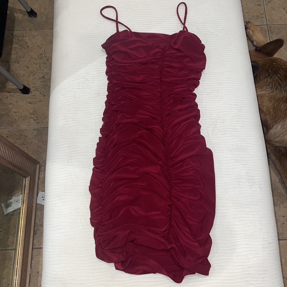 Windsor Burgundy Red Level Up Ruched Bodycon Mini Dress Small - Picture 3 of 5